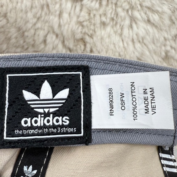 Adidas Women's Original Relaxed Strapback Hat Baseball Cap Stone OSFW/OSFM - Picture 4 of 6